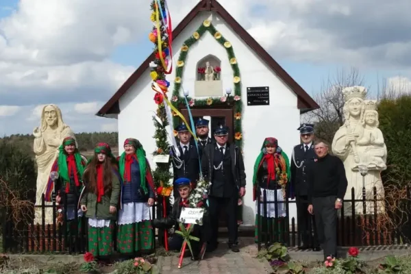 Sierpień w Świętokrzyskiem: Jarmark Klasztorny, dożynki i koncerty – przegląd wydarzeń