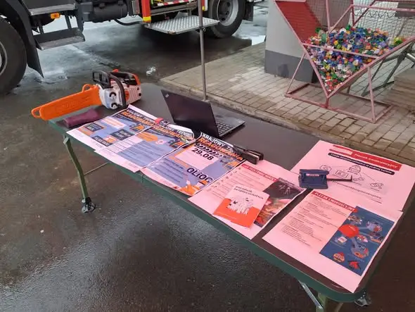 Strażacy z OSP Backowice edukowali mieszkańców w ramach treningu reagowania