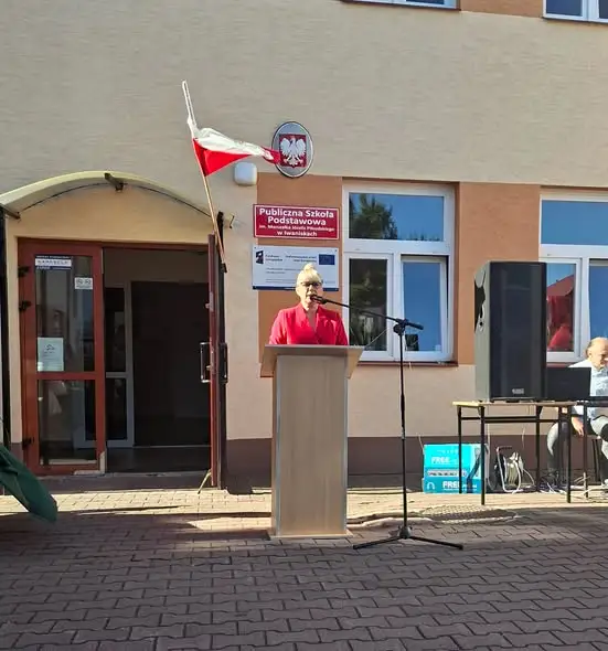 Uroczyste rozpoczęcie roku szkolnego 2026/2027 w Iwaniskach