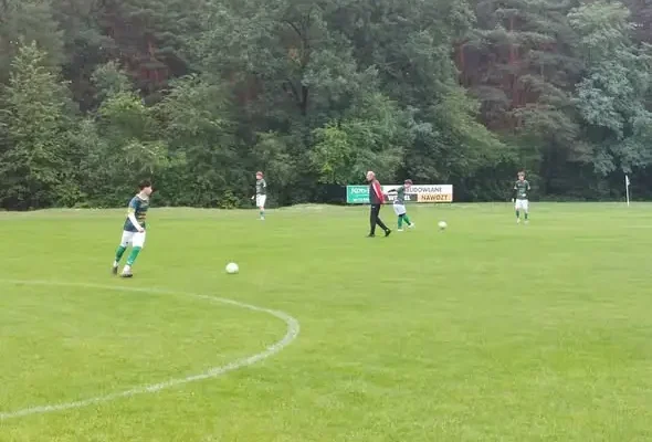 Juniorzy młodsi GKS Wojciechowice remisują z Koprzywianką Koprzywnica 1:1