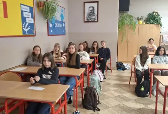 Europejski Dzień Języków Obcych w szkole – uczniowie zaprezentowali kultury krajów europejskich