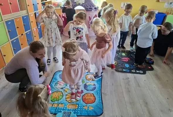 Dzień Chłopaka w oddziałach przedszkolnych – relacja z wyjątkowego święta