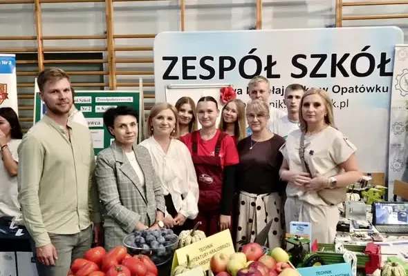 Uczniowie z Kalisza promowali swoje zawody podczas 9. edycji Nocy Zawodowców
