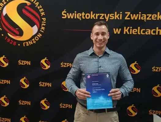 Adrian Hura z KS Tarłów zdobył licencję trenerską PZPN UEFA C