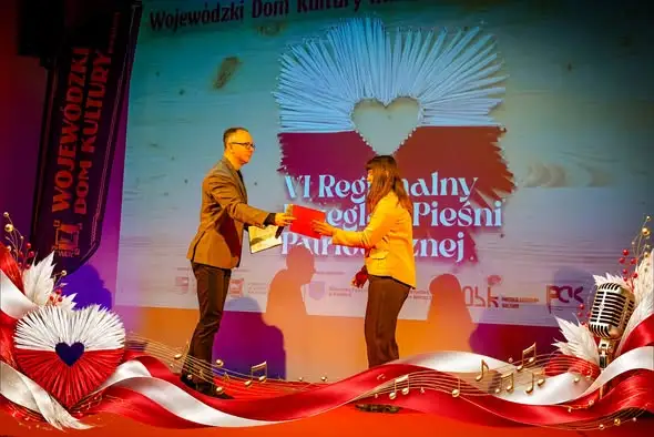 Młode wokalistki z Gminy Lipnik zachwyciły na przeglądzie pieśni patriotycznej